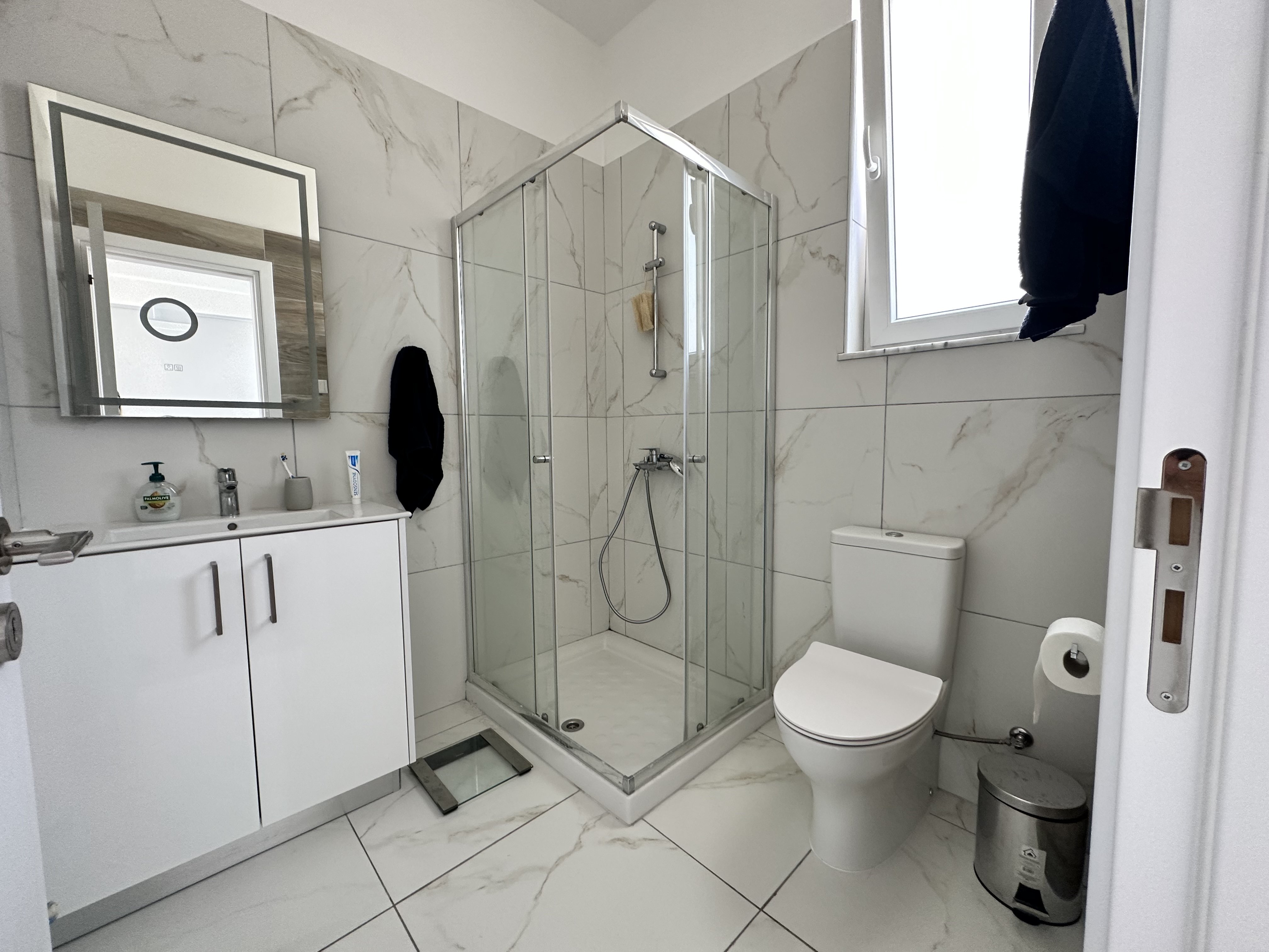 3 BR Detached House in Oroklini Tourist Area, Larnaca photo 11