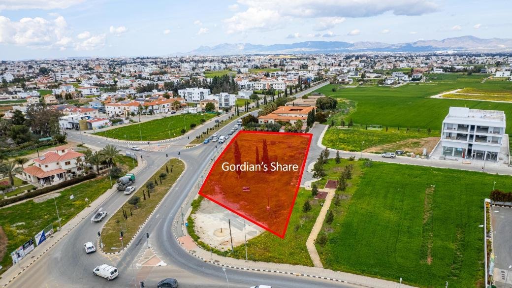 Shared commercial field in Lakatamia, Nicosia photo 1