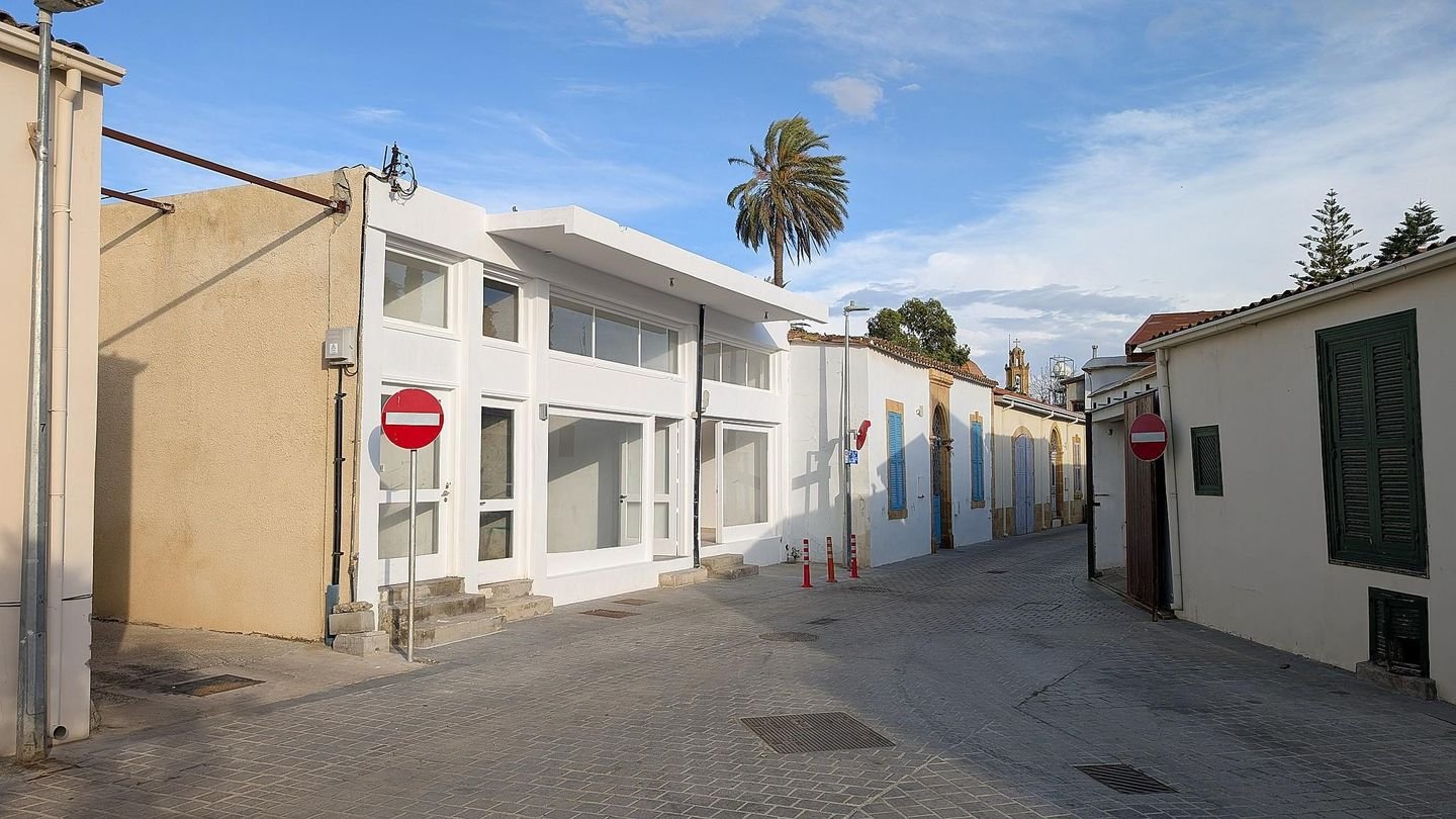 Two Shop Commercial Building in Kaimakli, Nicosia photo 6