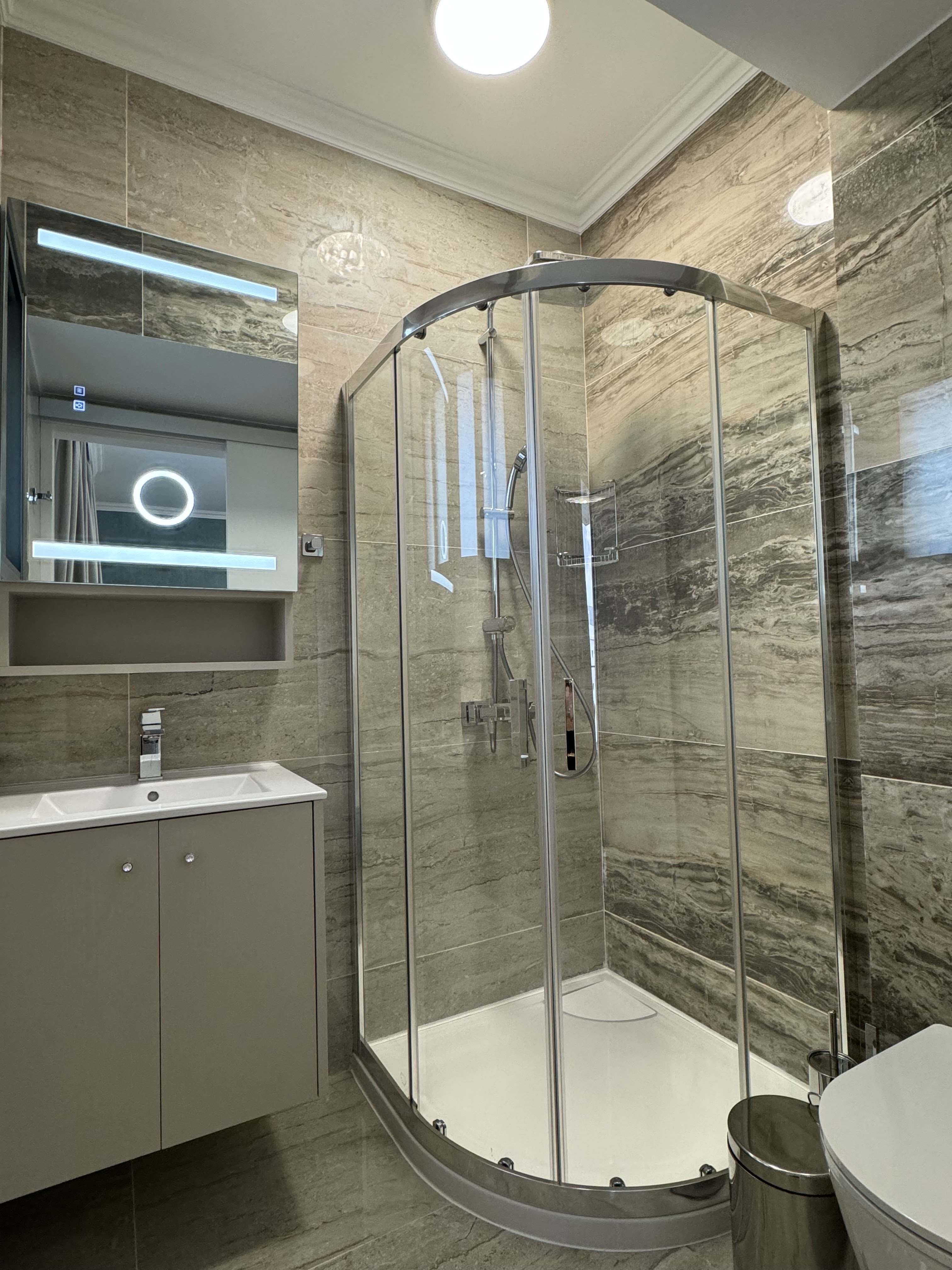 4+1 BR whole-floor Penthouse with rooftop garden in Potamos Germasogeias, Limassol photo 18