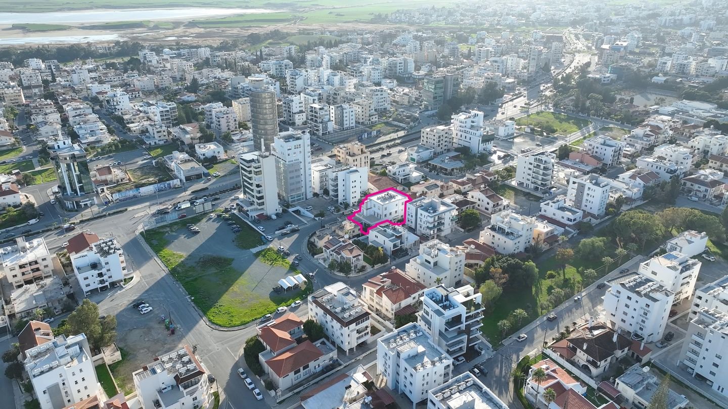 Three storey building in Agios Nikolaos, Larnaca photo 5