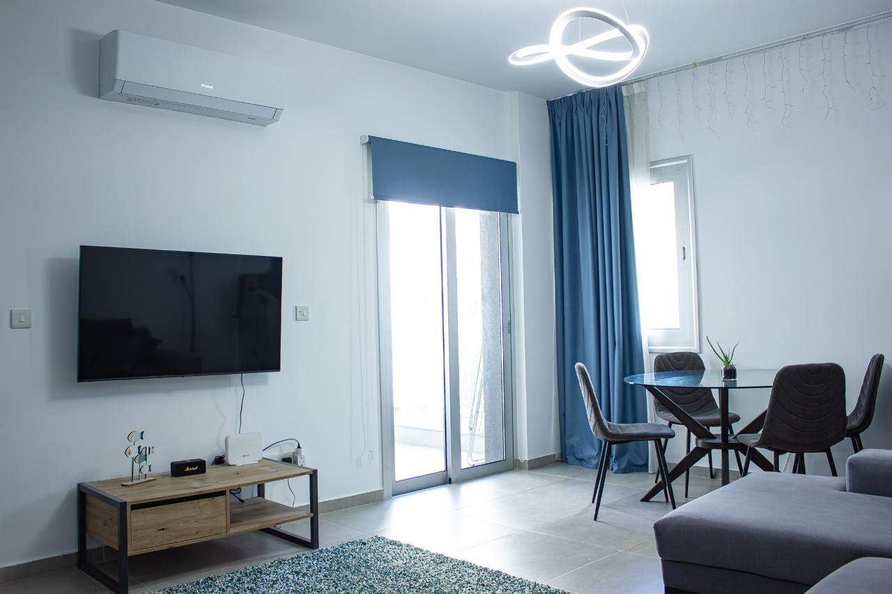 1 BR Apartment in Neapolis, Limassol photo 3