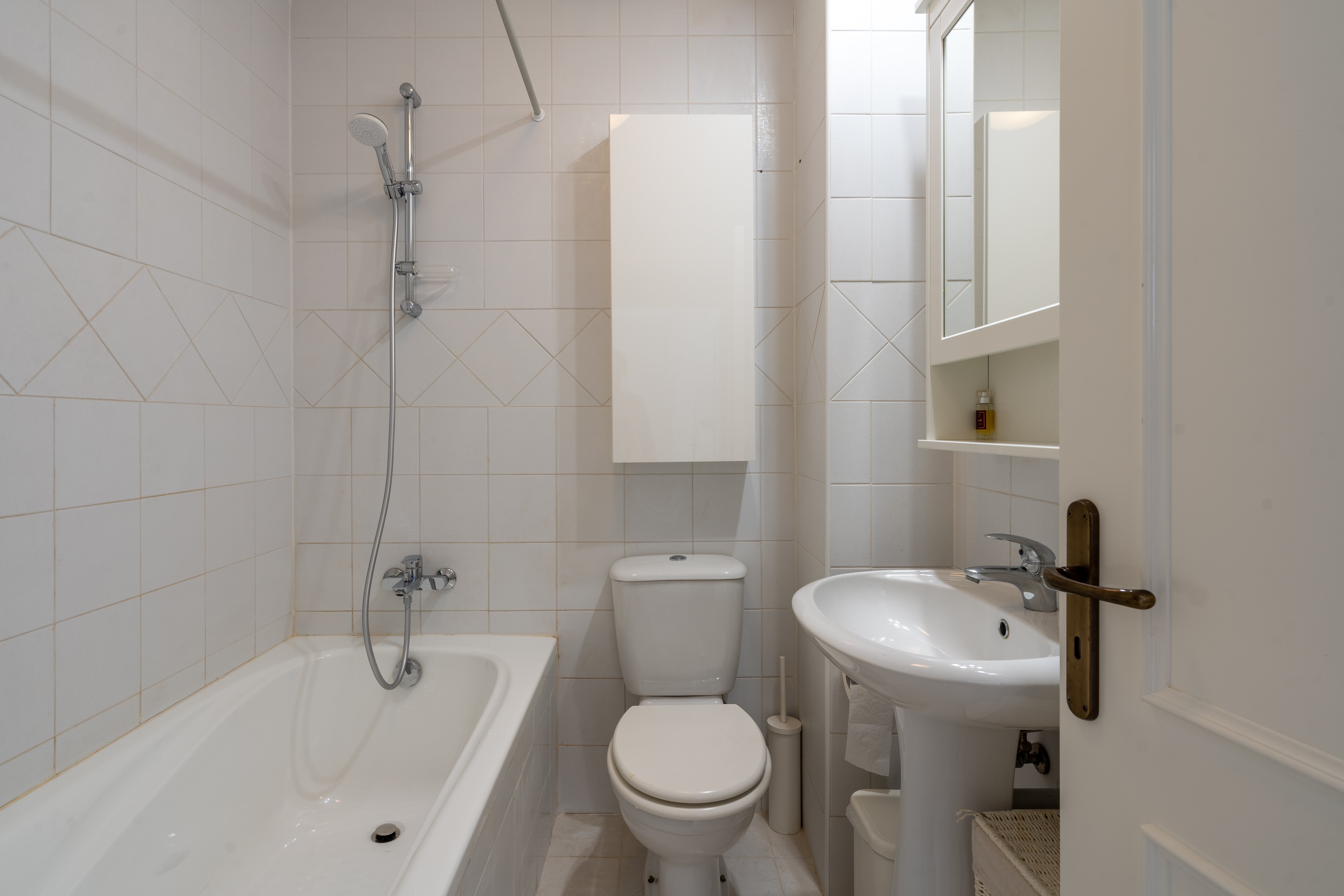 6 BR House with two guest houses in Souni, Limassol photo 27