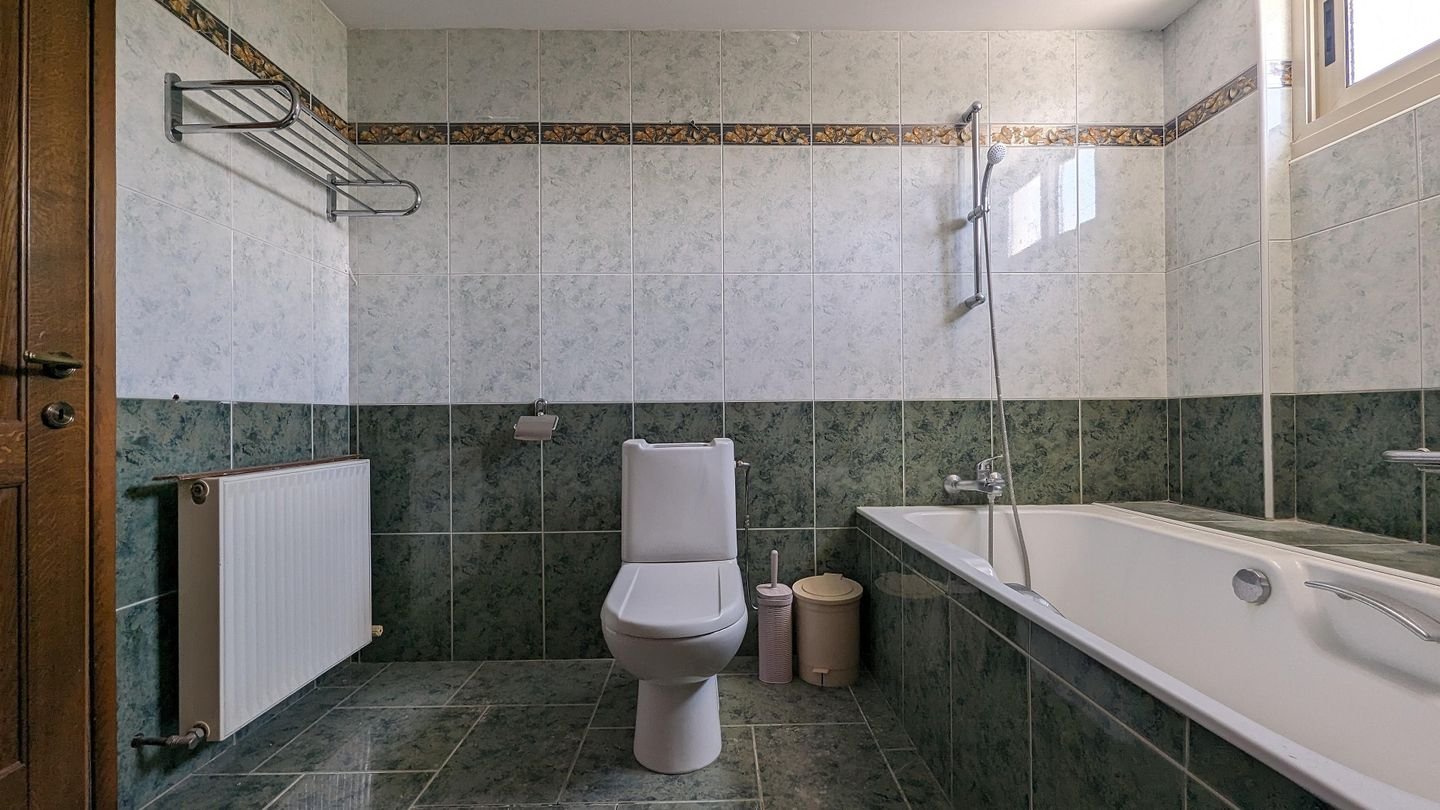 Four bedroom house with attic, in Lakatamia, Nicosia. photo 21