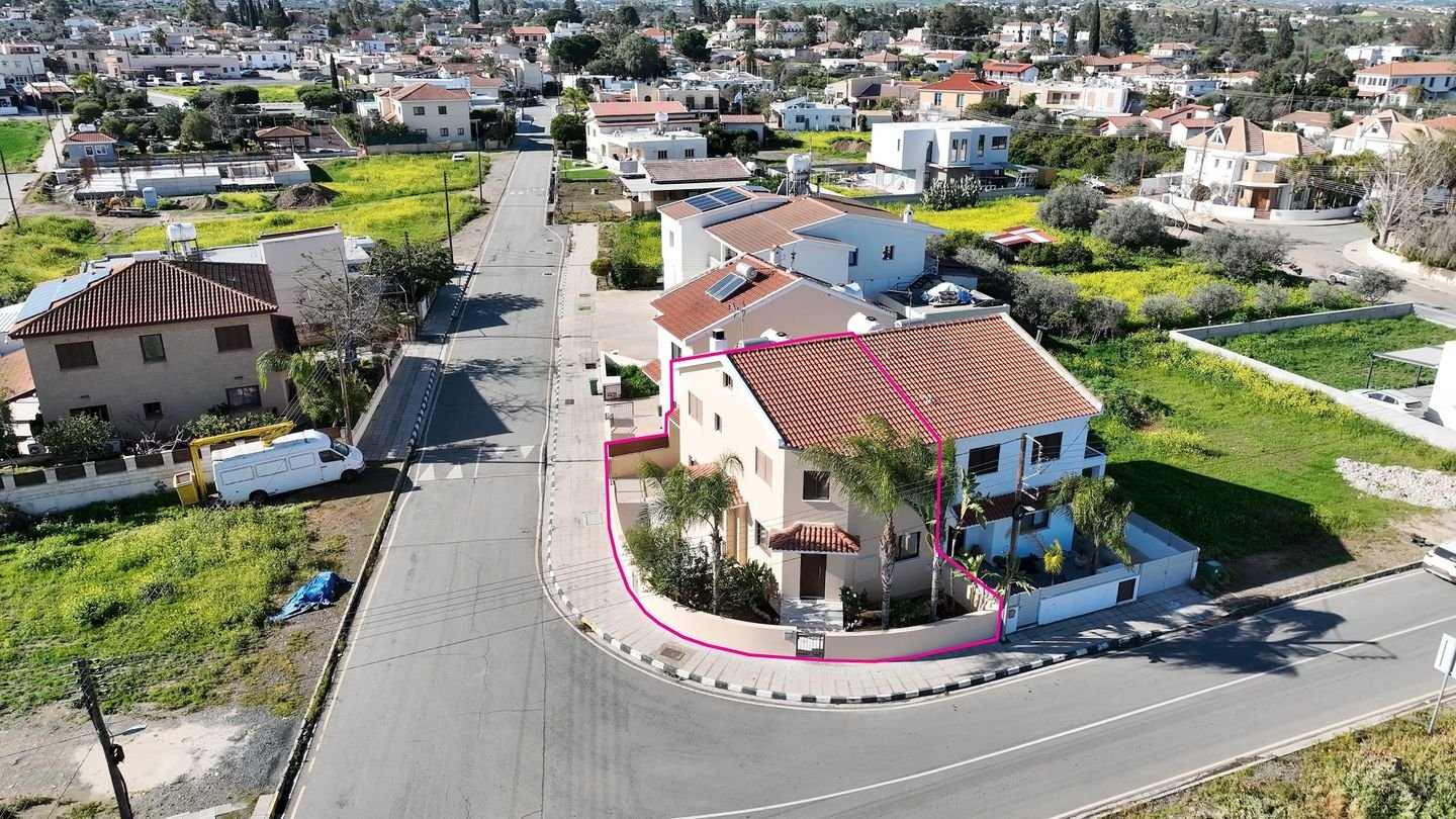 Two-Storey Semi-Detached House in Psimolofou, Nicosia photo 1