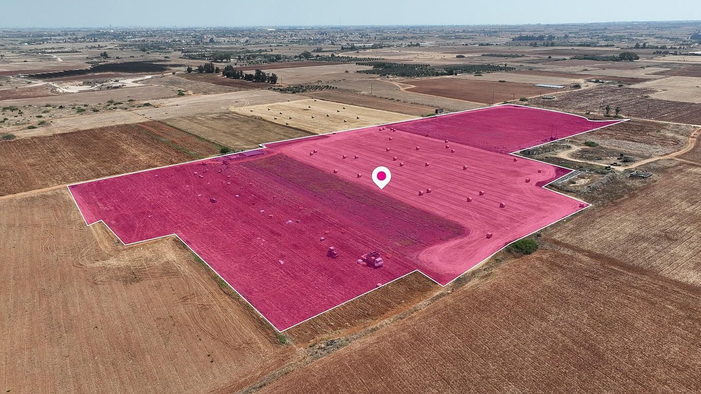 (Share) Agricultural field in Avgorou, Ammochostos photo 1