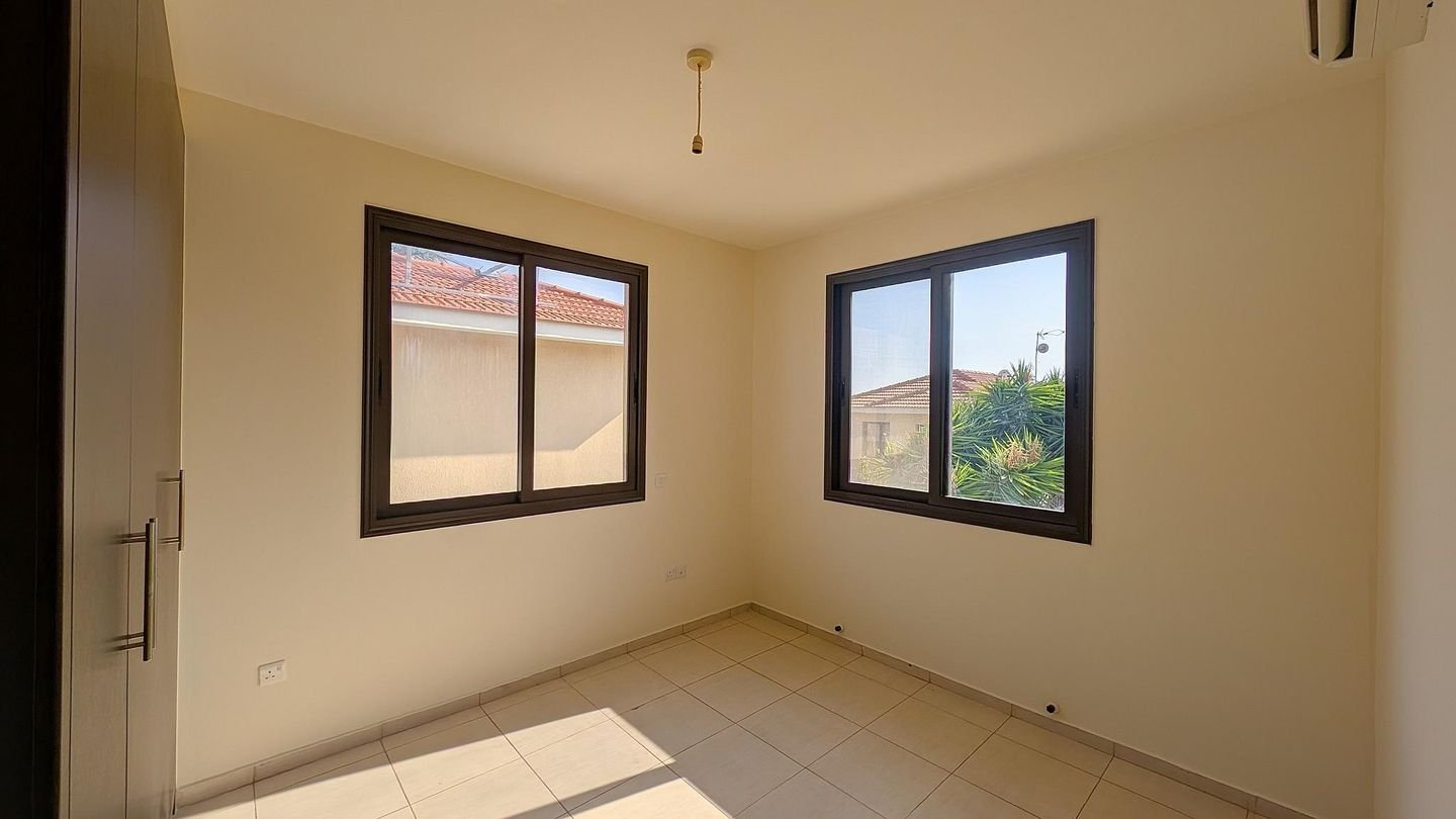 Two-Storey Detached House with Swimming Pool in Oroklini, Larnaca photo 18