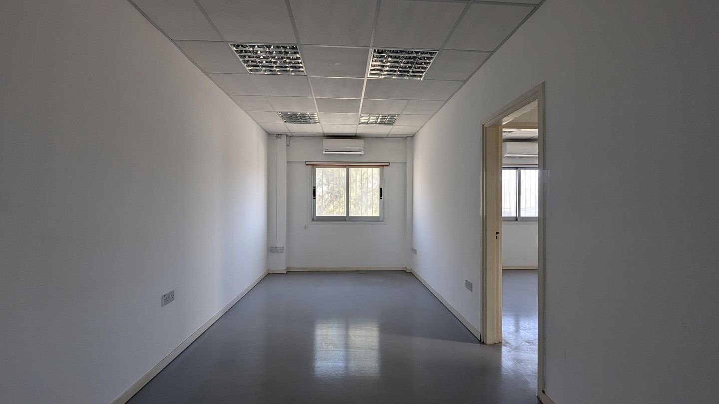 Office space in Kaimakli, Nicosia photo 27