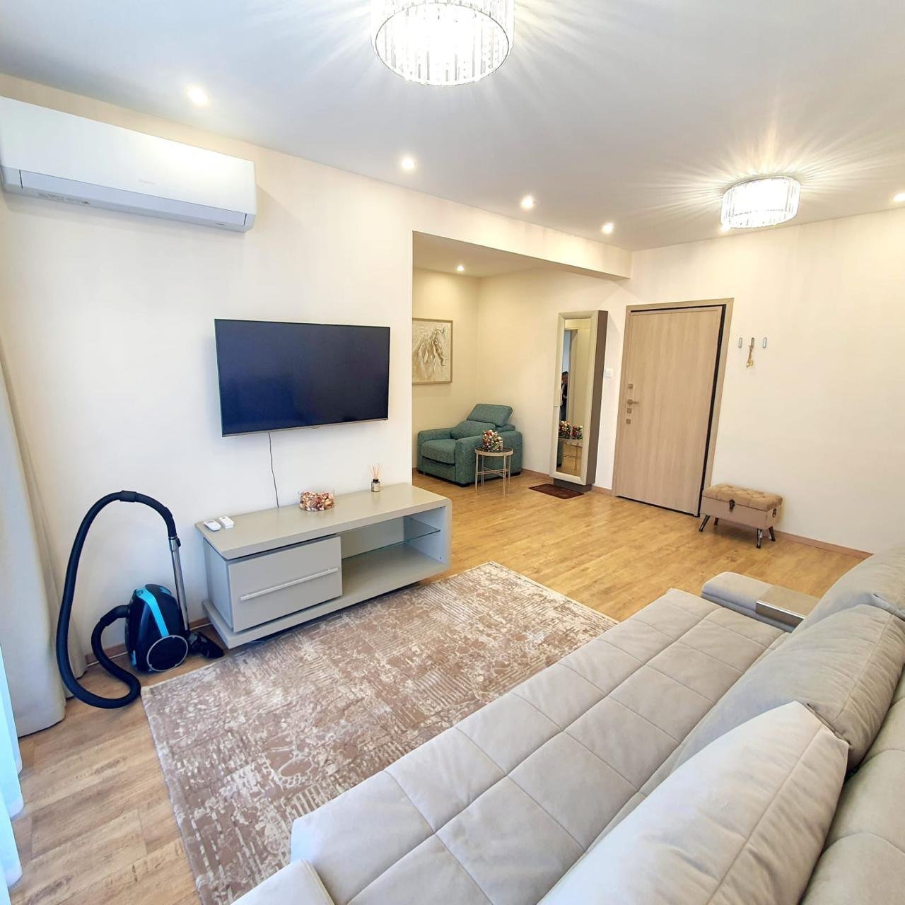 2 BR Apartment in Neapolis, Limassol photo 6