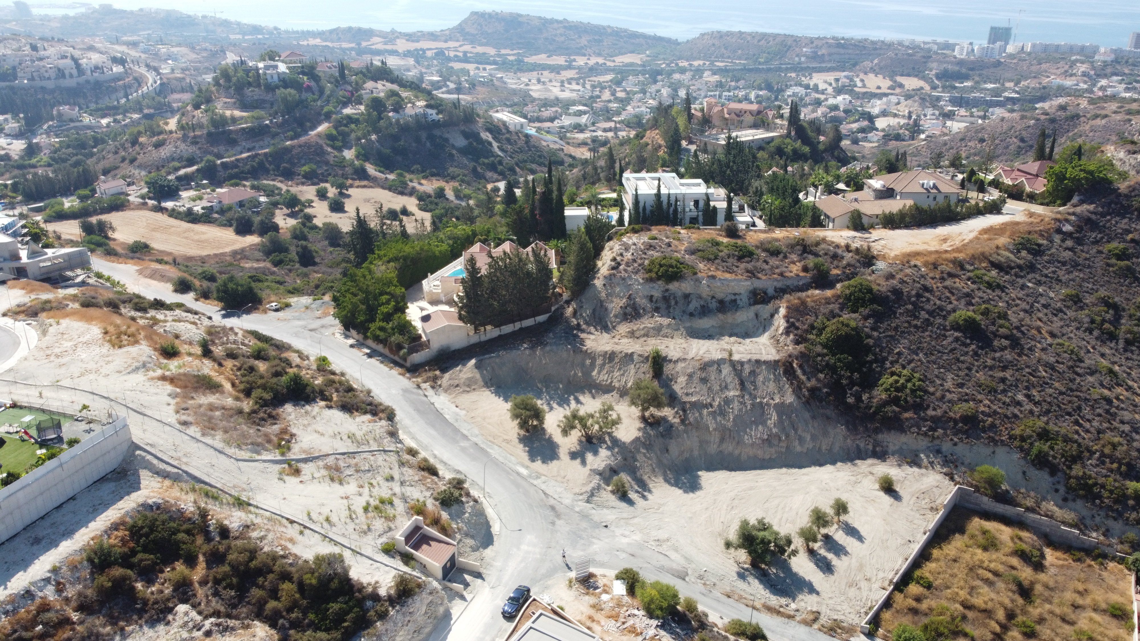 Residential Land in Agios Tychonas, Limassol photo 1