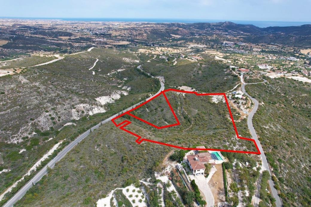Agricultural fields in Skarinou, Larnaca photo 2