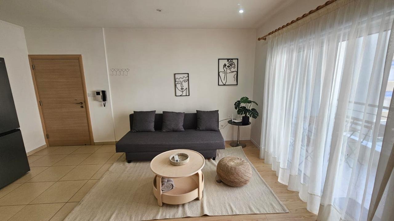 1 BR Apartment in Agia Triada, Limassol photo 2