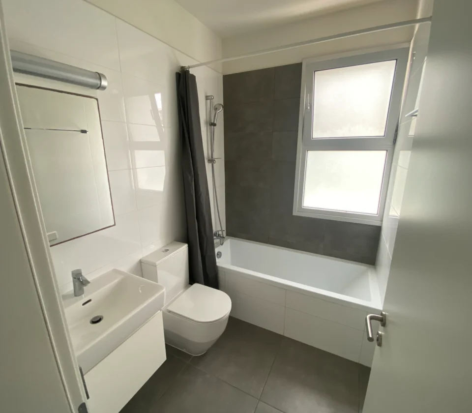 2 BR Apartment in Agios Spyridon, Limassol photo 6