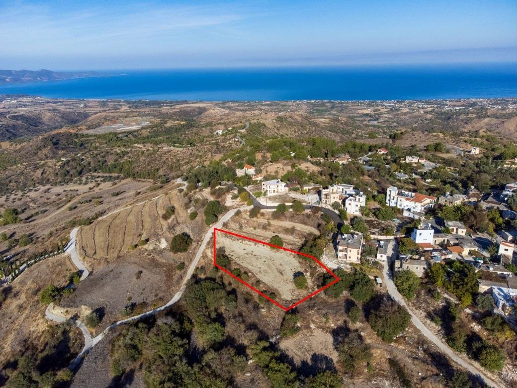 Residential field in Kynousa, Paphos photo 1
