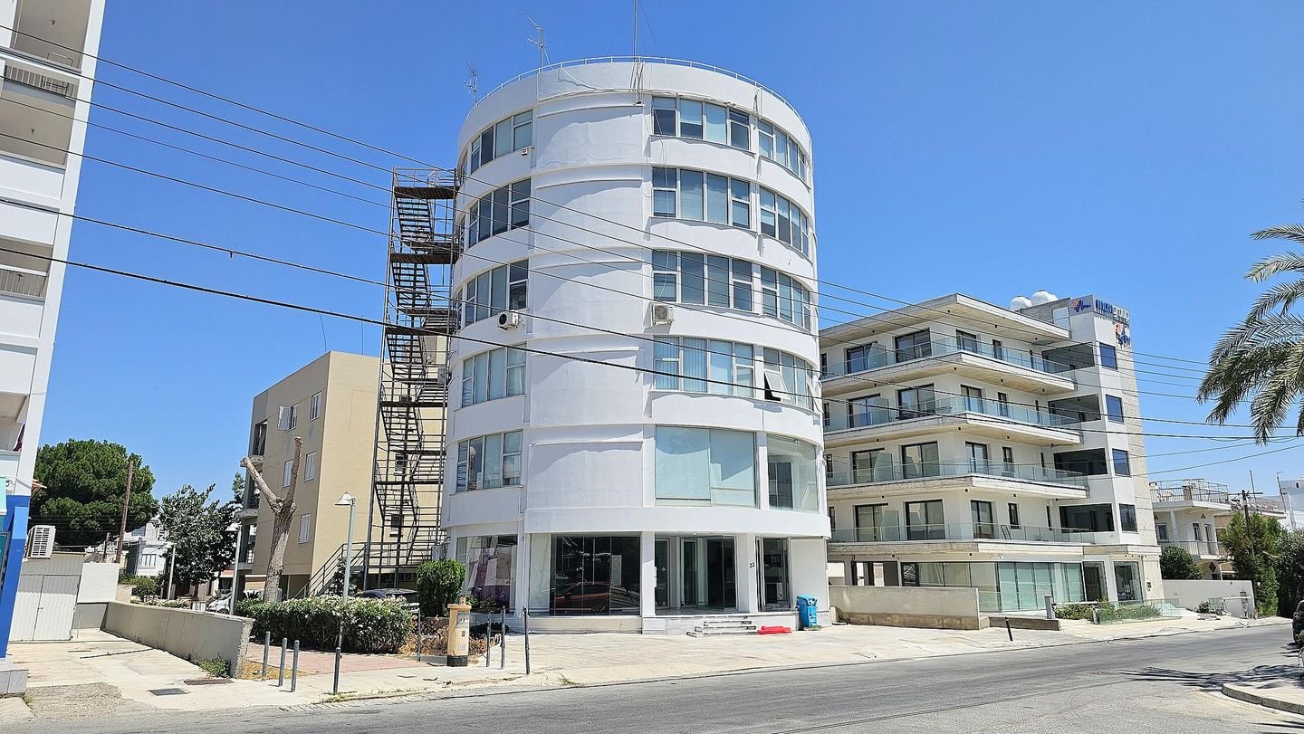 Office on the 4th floor, at a Prime 6-Storey Commercial Building in Egkomi, Nicosia photo 7