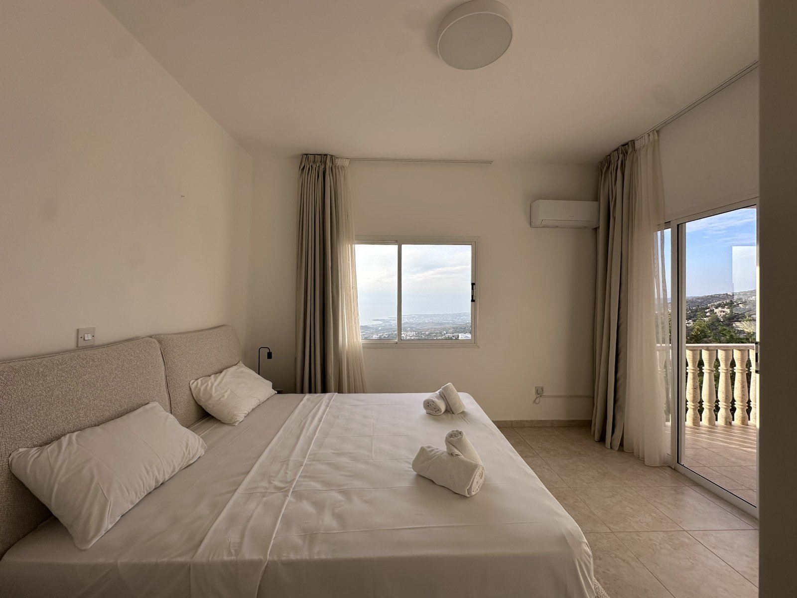 5 BR Villa in Tala, Paphos photo 15