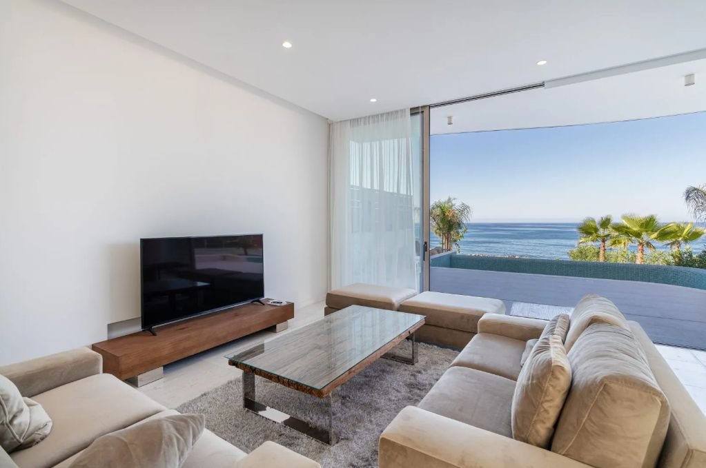 10 BR Villa in Kissonerga photo 13