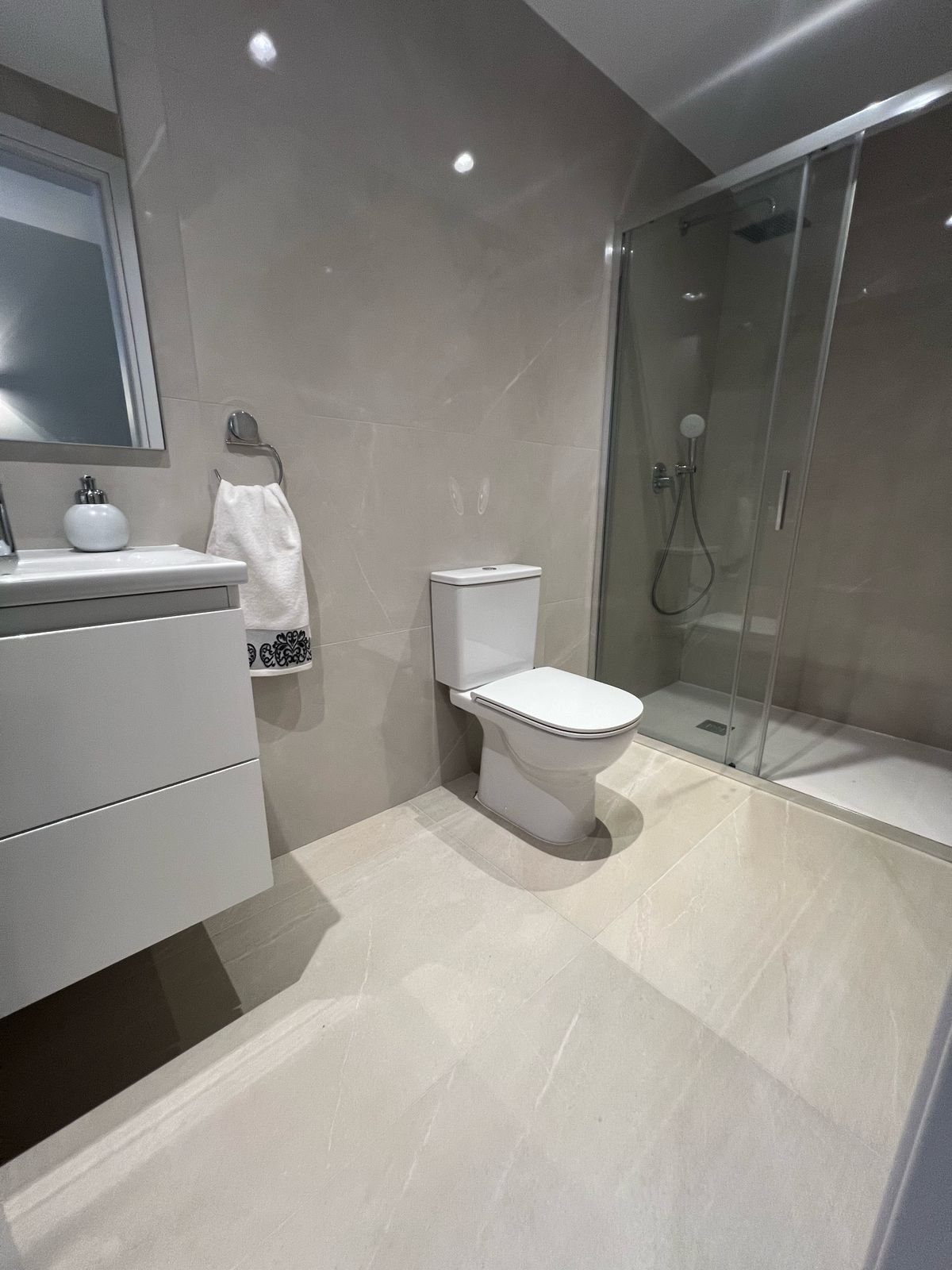 2 BR Maisonette in Parekklisia, Limassol photo 13