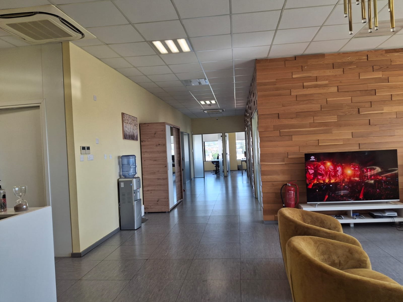 Luxurious Office with roof garden in Petrou Kai Pavlou, Limassol photo 11