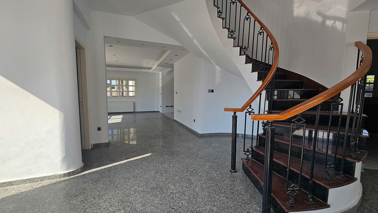 Semi-Detached 4-Bedroom House in Pano Deftera, Nicosia photo 7