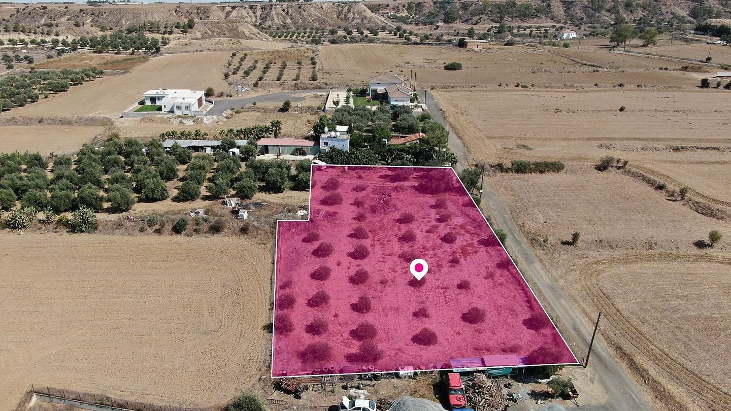 Residential Field in Pera, Nicosia photo 4