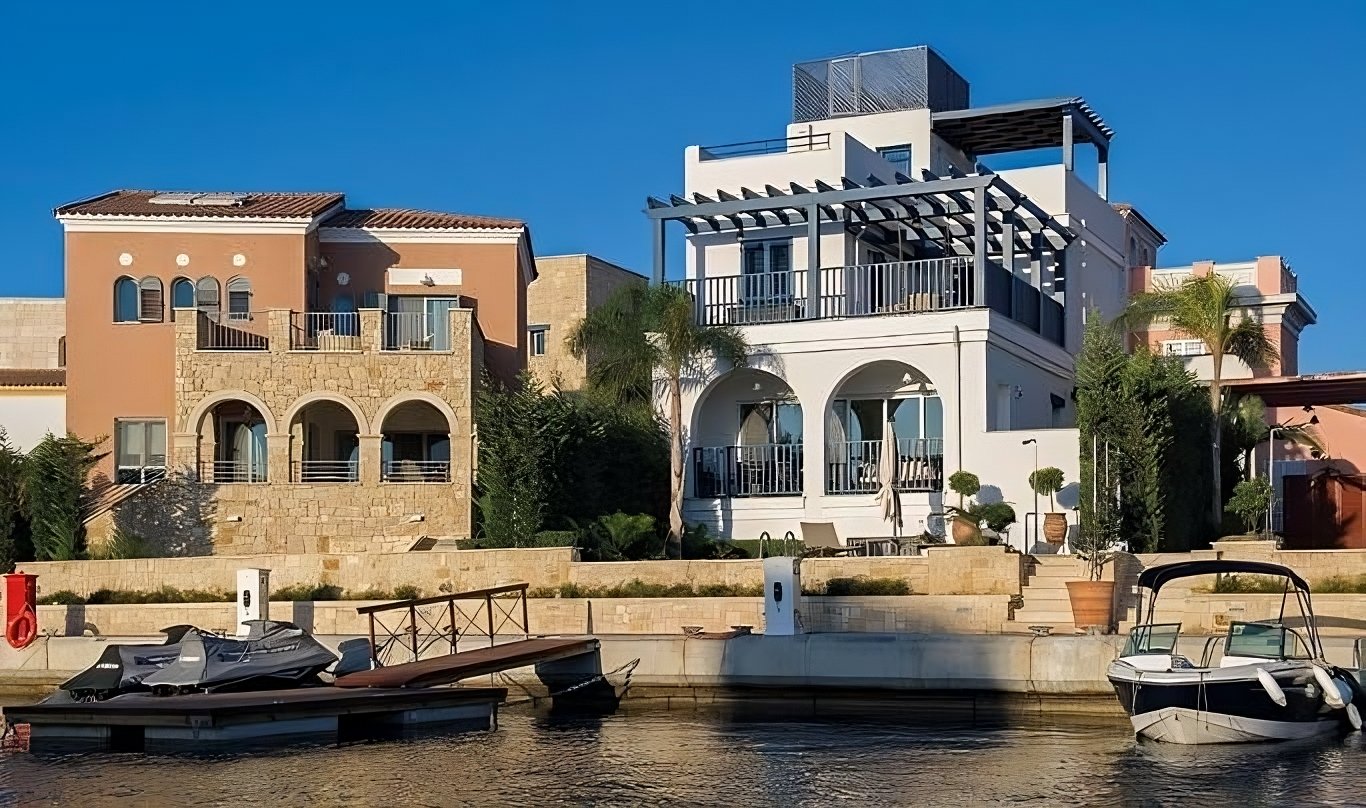 3 BR Villa in Limassol Marina, Limassol photo 6