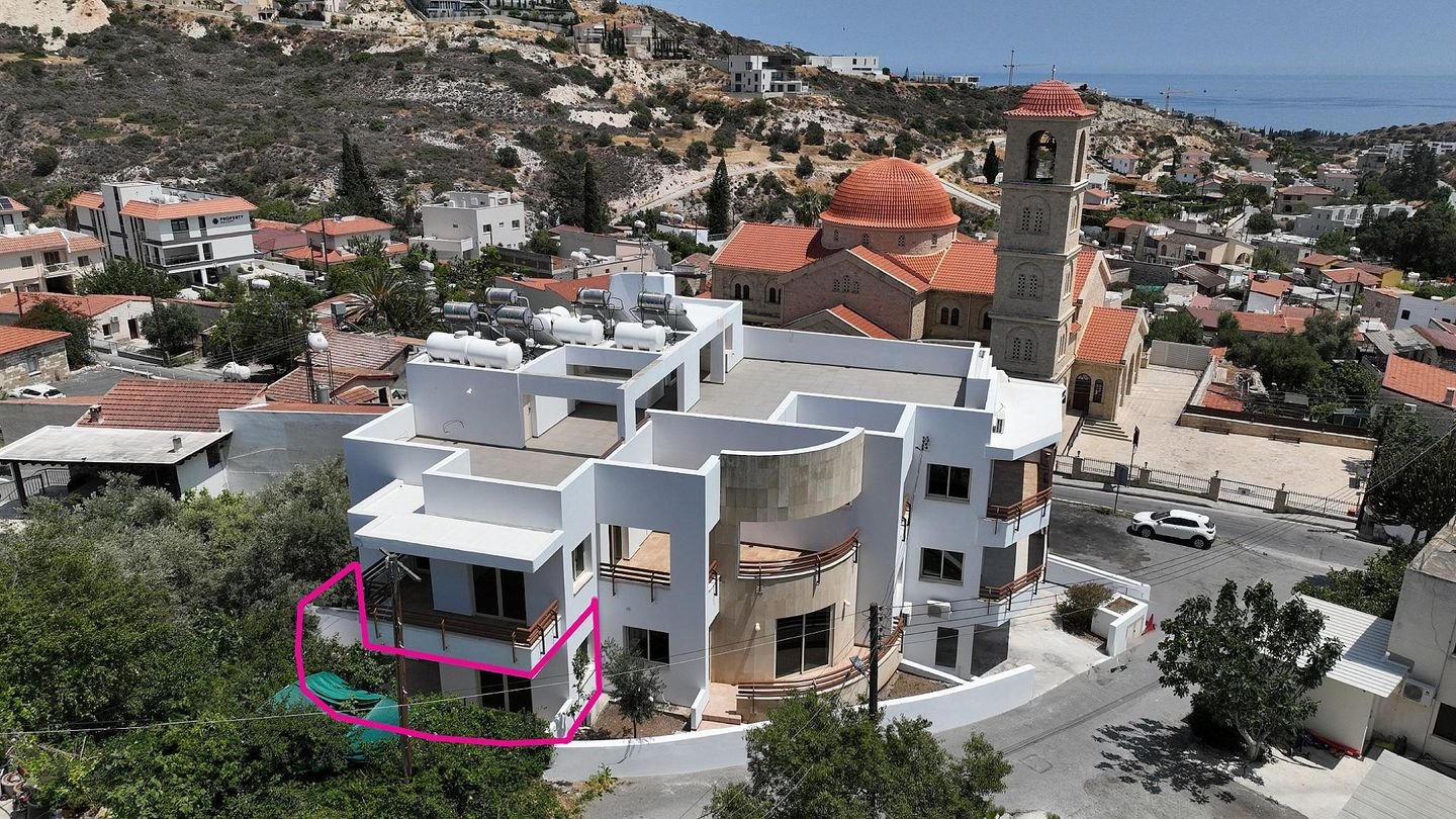 Modern 2-Bedroom Apartment, Agios Tychon, Limassol photo 3