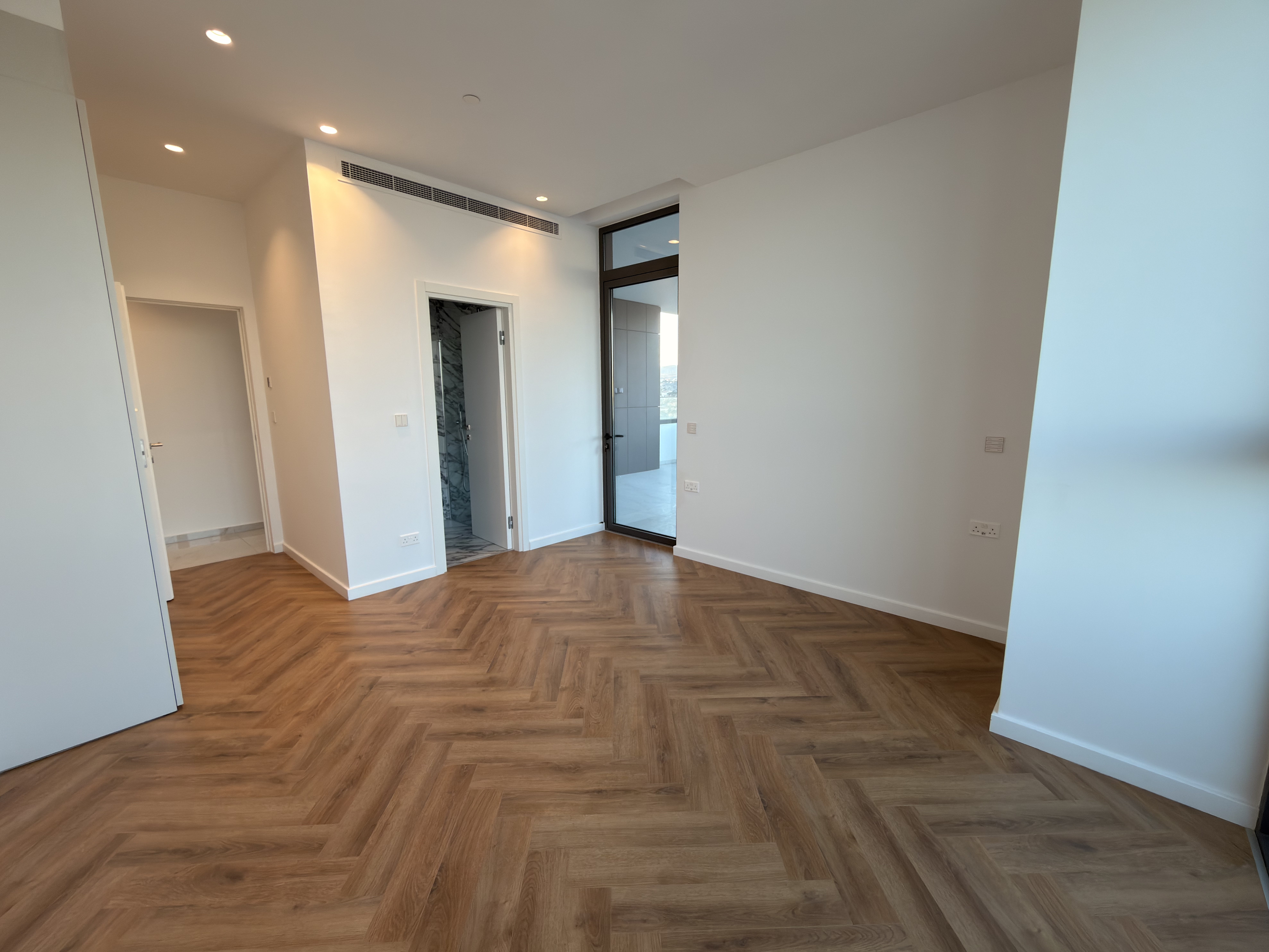 2 BR Apartment in Agios Tychonas, Limassol photo 7