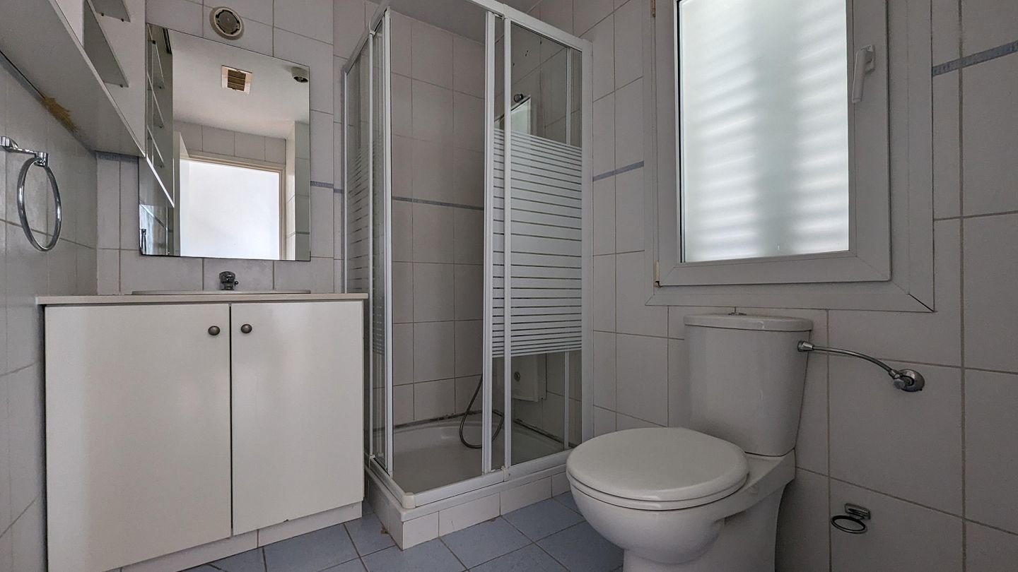 Three storey semi-detached mixed use building with shop in Strovolos, Nicosia photo 48