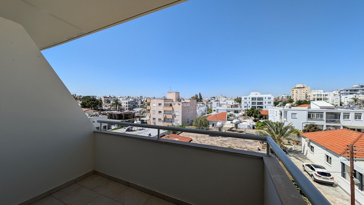 Top Floor 2-Bedroom Αpartment in Agios Dimitrios, Strovolos, Nicosia photo 20