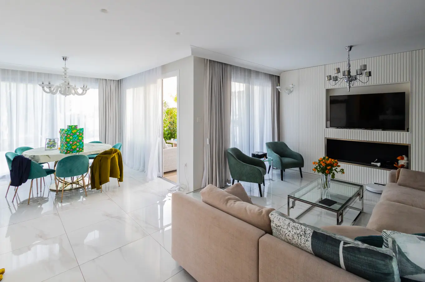 3 BR Detached House in Mouttagiaka, Limassol photo 2