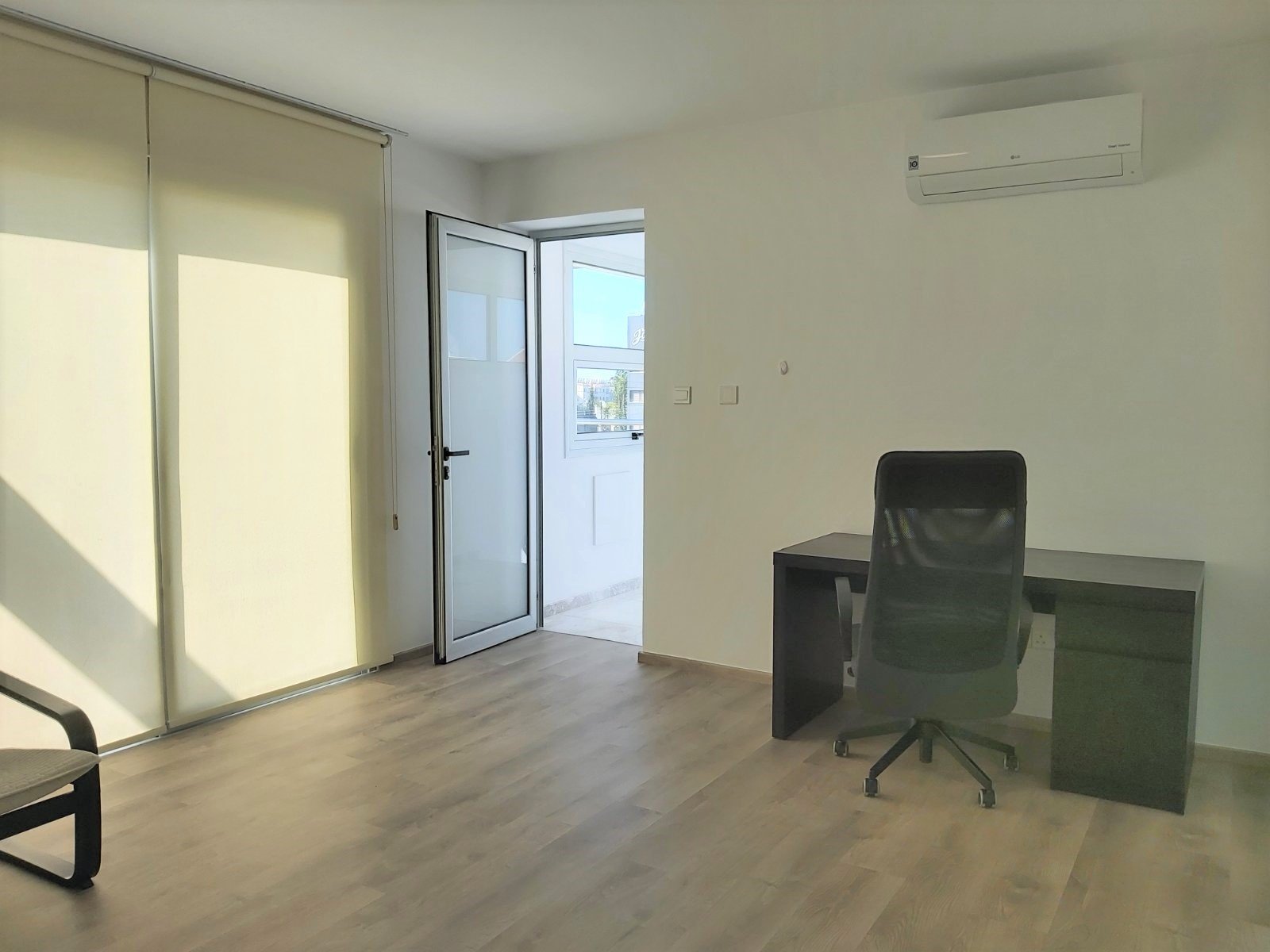 4 BR Villa in Potamos Germasogeia, Limassol photo 13