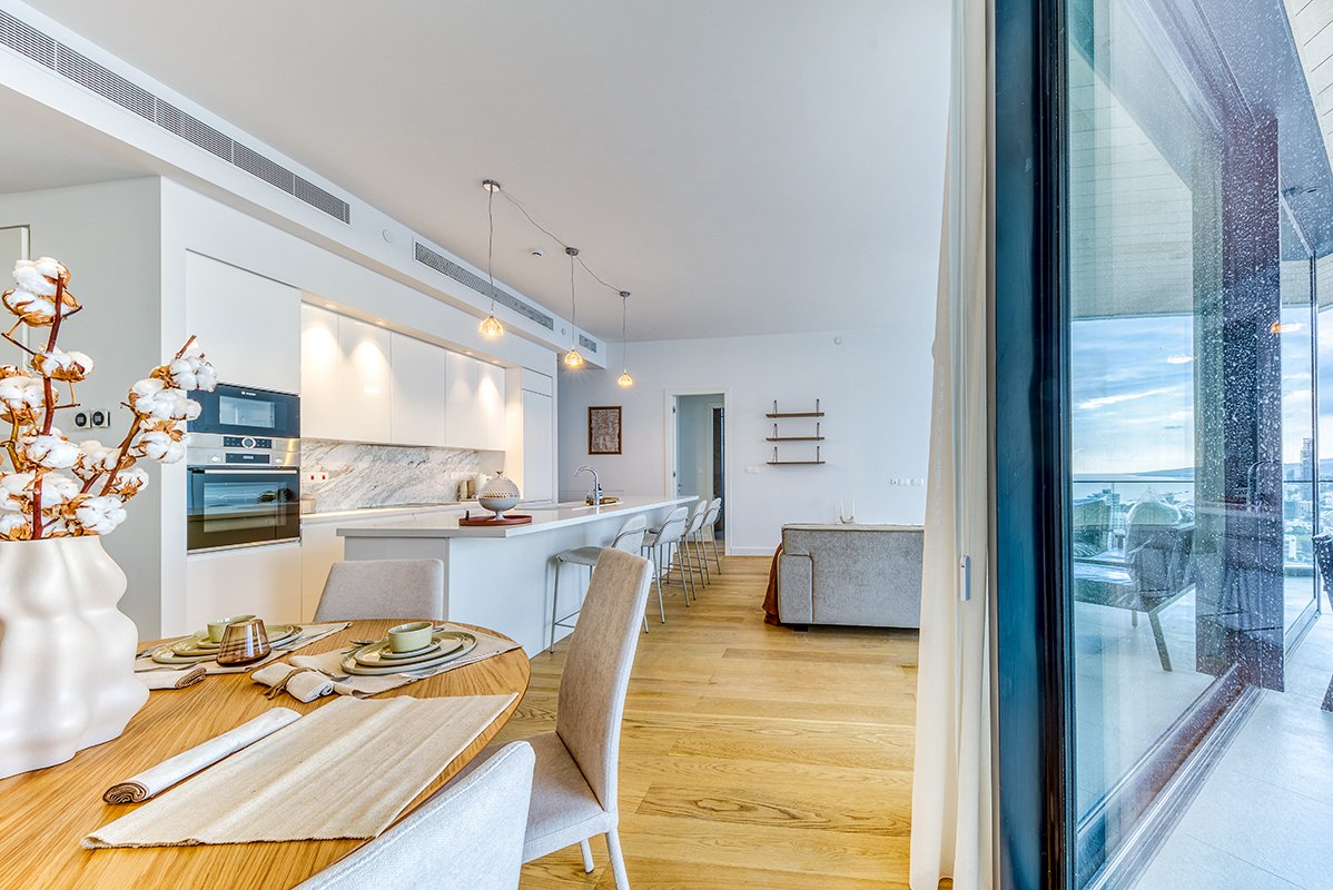 4 BR Apartment in Potamos Germasogeias, Limassol photo 6