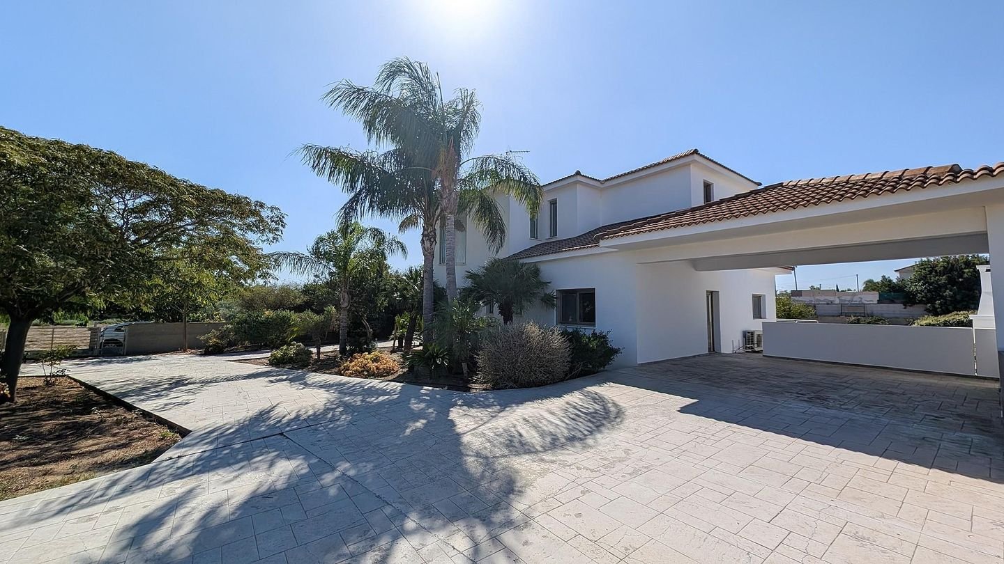Two storey house in Pano Deftera, Nicosia photo 9