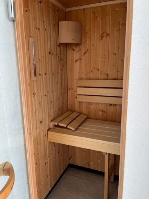 2 BR Apartment in Germasogeia photo 9