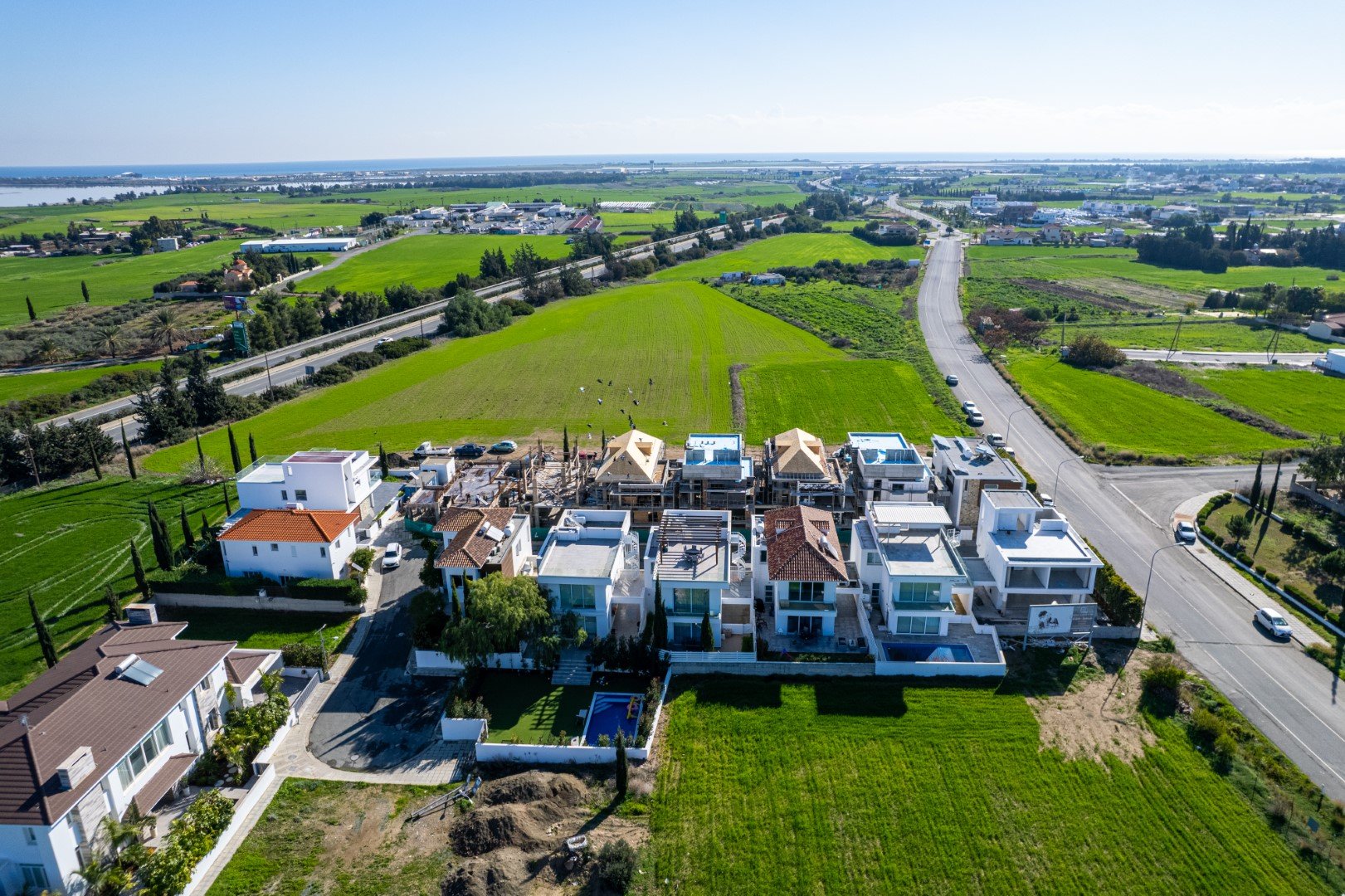 4 BR House in Dromolaxia, Larnaca photo 2