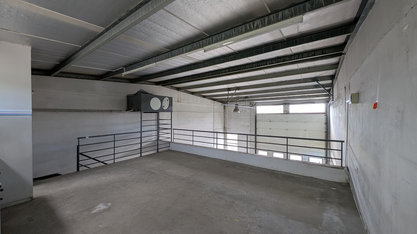 Ground floor industrial unit in Kaimakli, Nicosia photo 9
