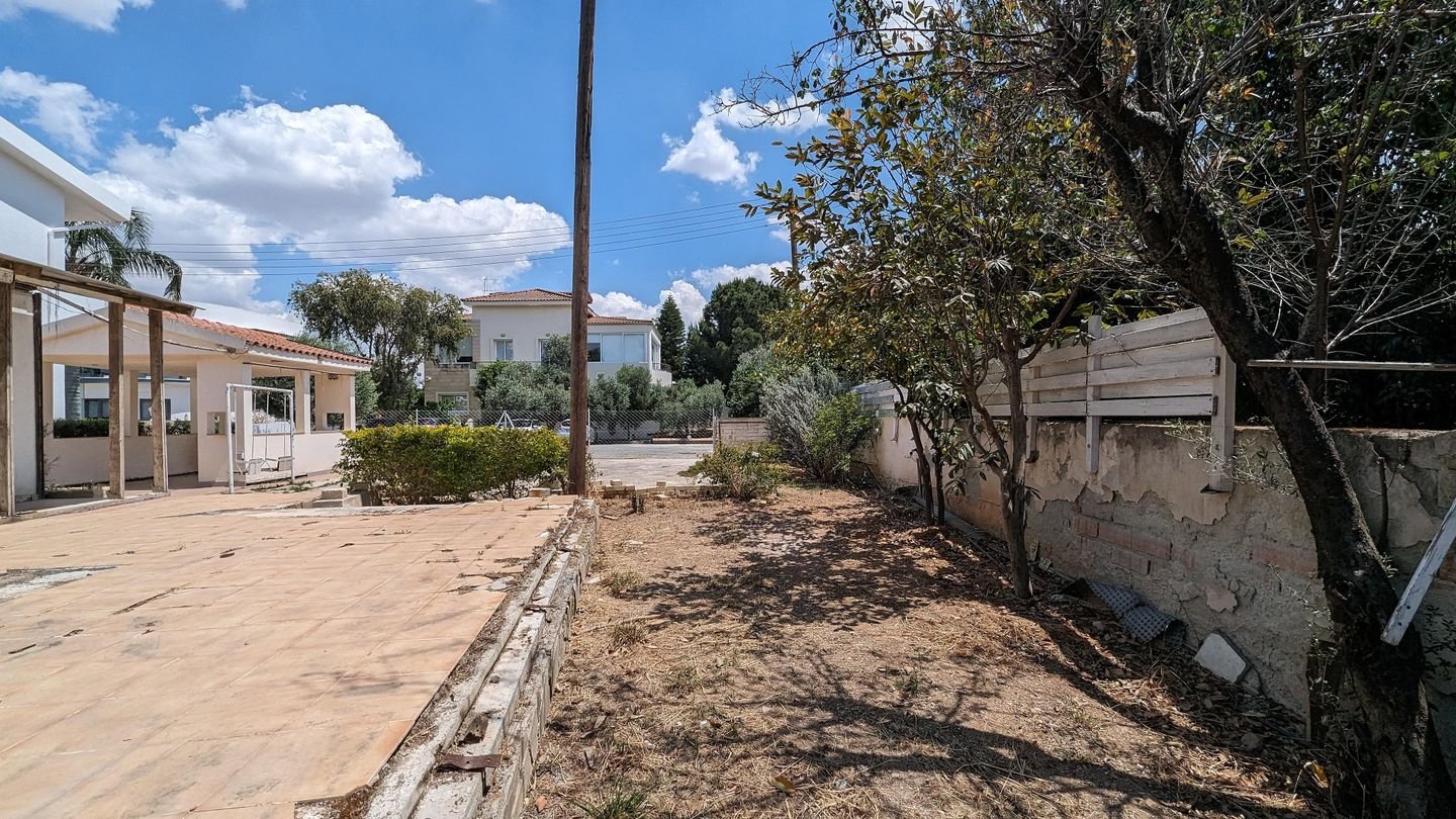 Four bedroom house with attic, in Lakatamia, Nicosia. photo 42