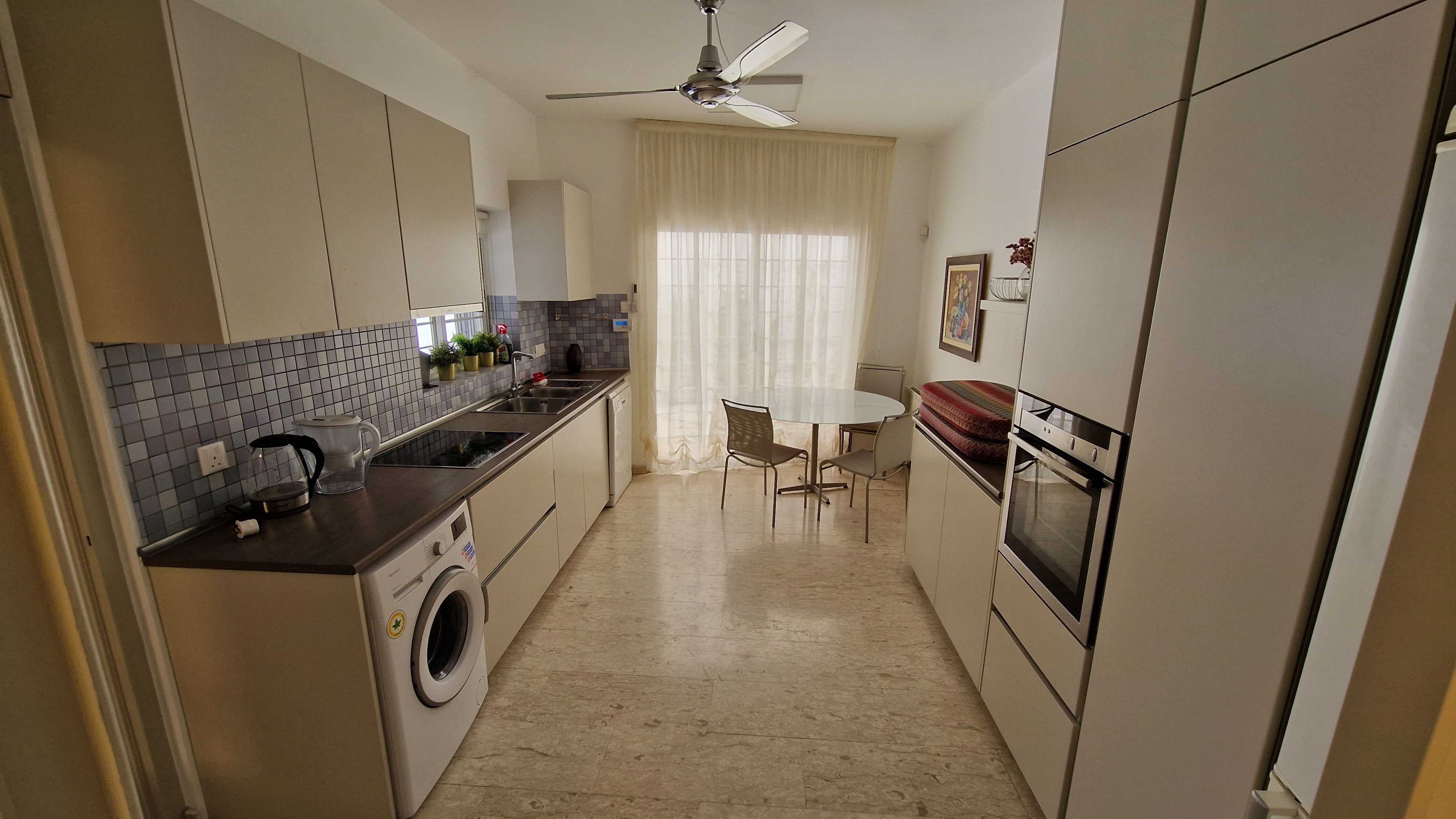 Renovated 3 BR house in the centre of Limassol photo 10