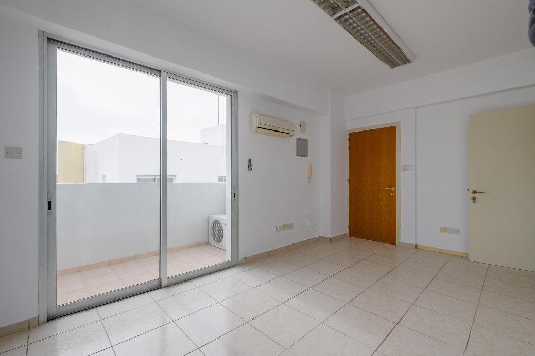 Offices in Agios Antonios, Nicosia photo 13