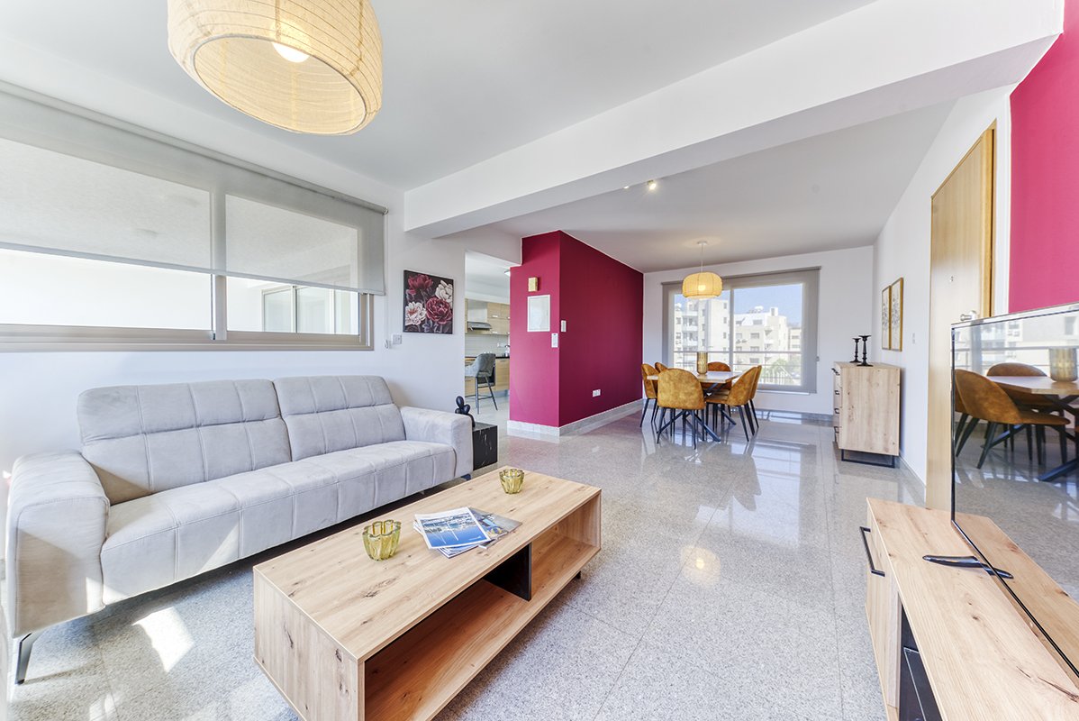 2 BR Apartment in Mesa Geitonia, Limassol photo 4