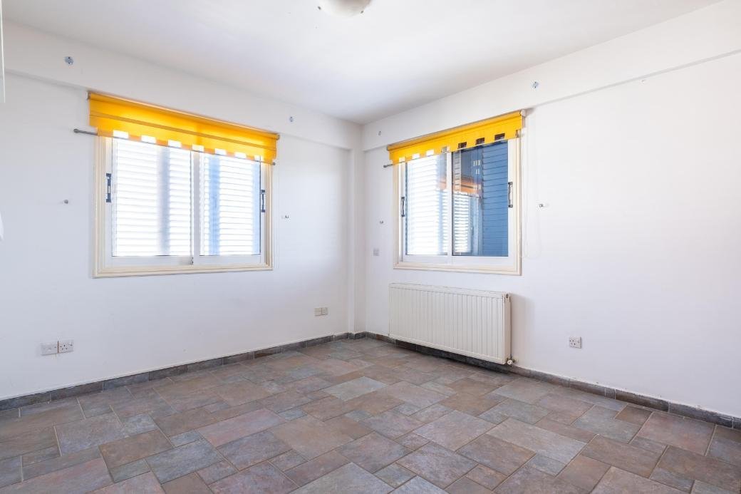 Mixed-use building in Egkomi, Nicosia photo 15