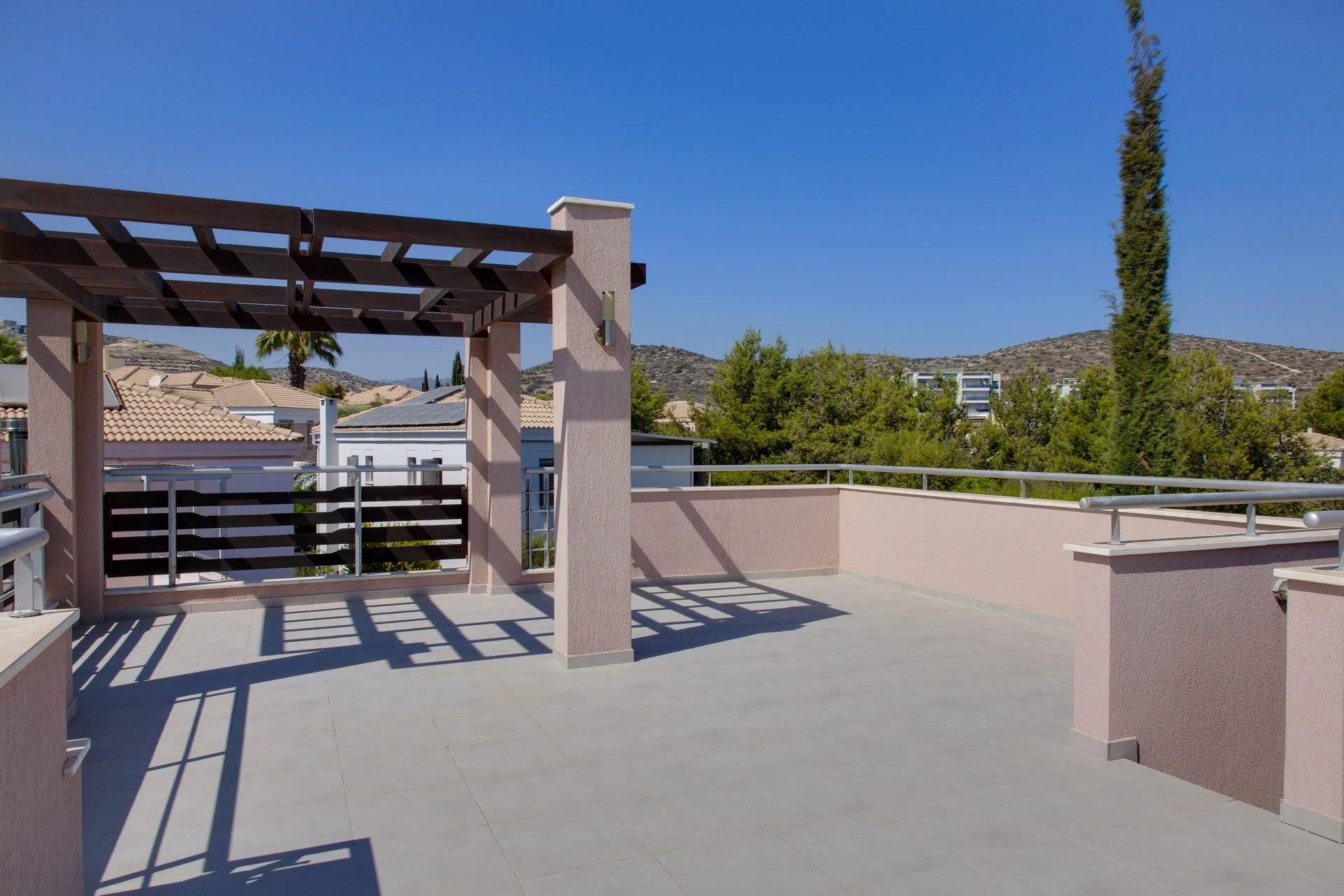 3 BR Villa in Agios Tychonas, Limassol photo 15