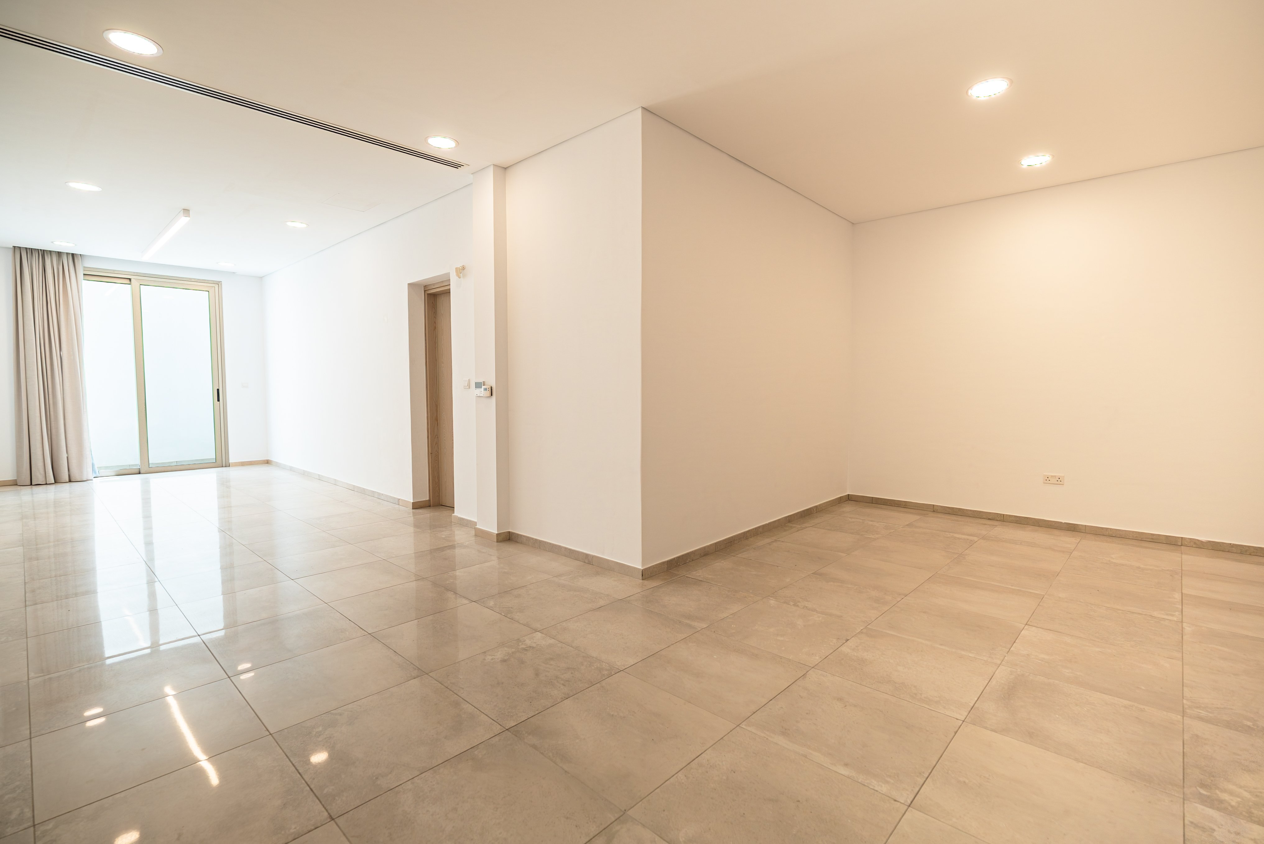 4 BR Beachfront Villa in Kissonerga, Paphos photo 17