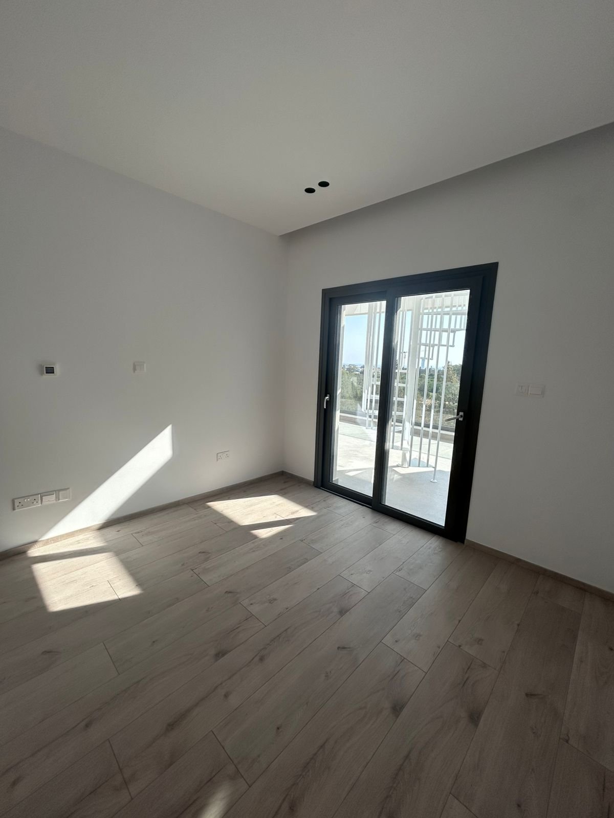 3 BR Penthouse in Kato Polemidia, Limassol photo 4