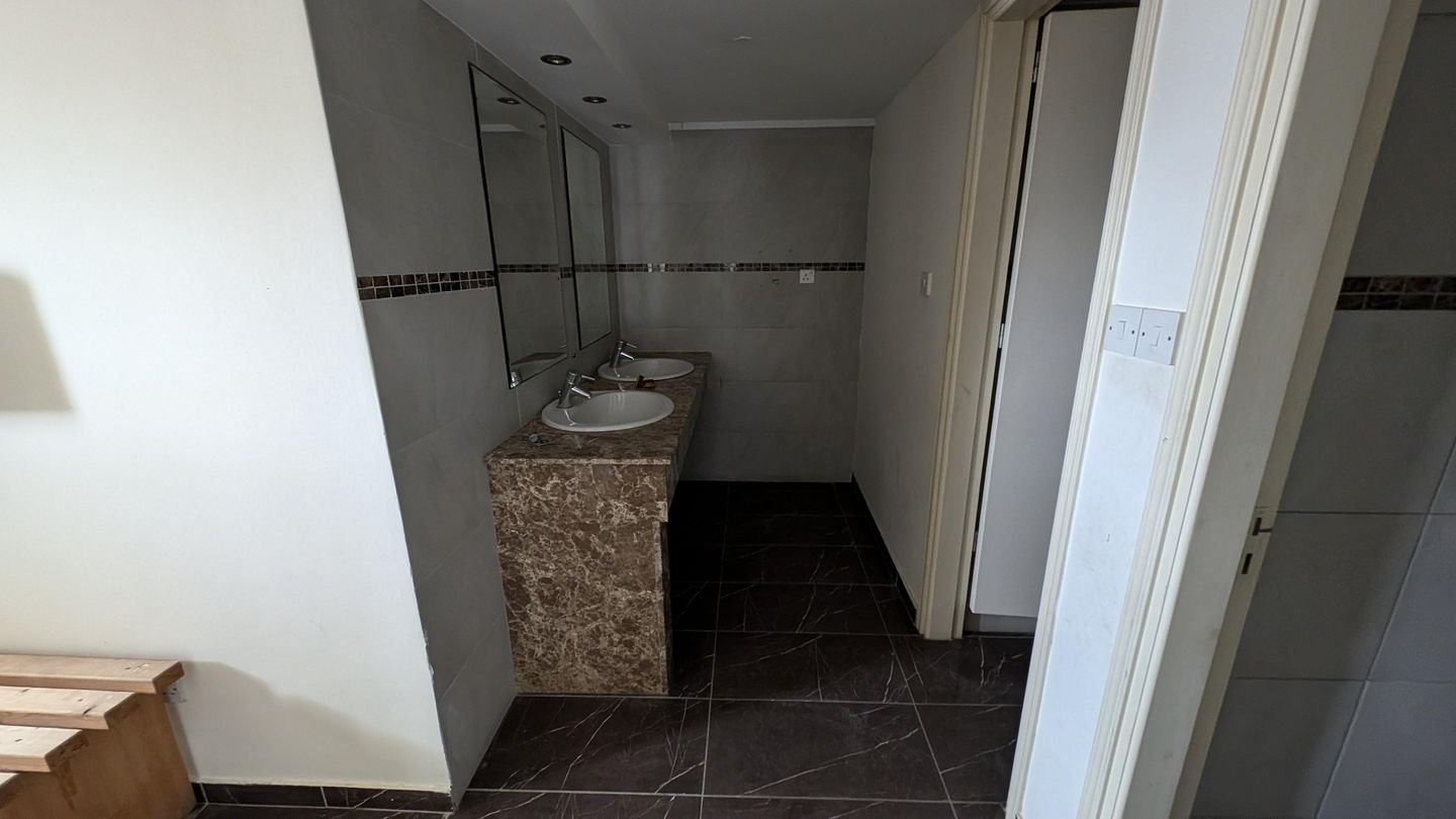 Commercial Building, Mouttalos, Paphos Municipality, Paphos photo 26