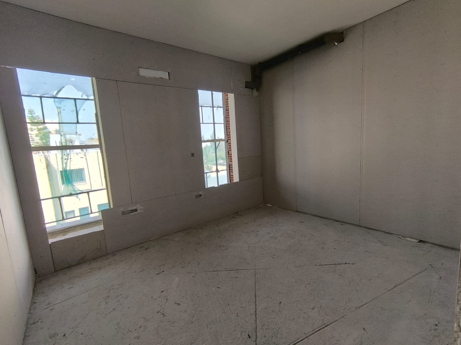 3 BR Apartment in Aradippou, Larnaca photo 9