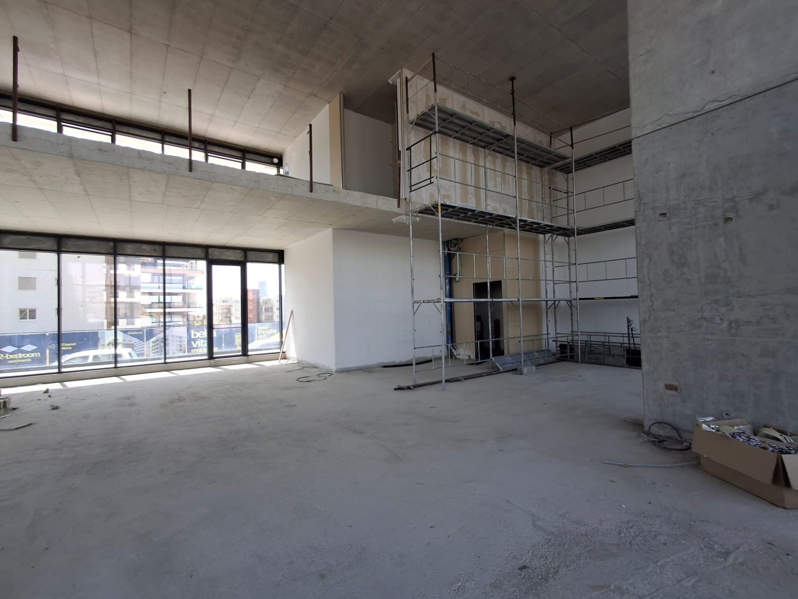 Ground Floor + Mezzanine in Mesa Geitonia, Limassol photo 8