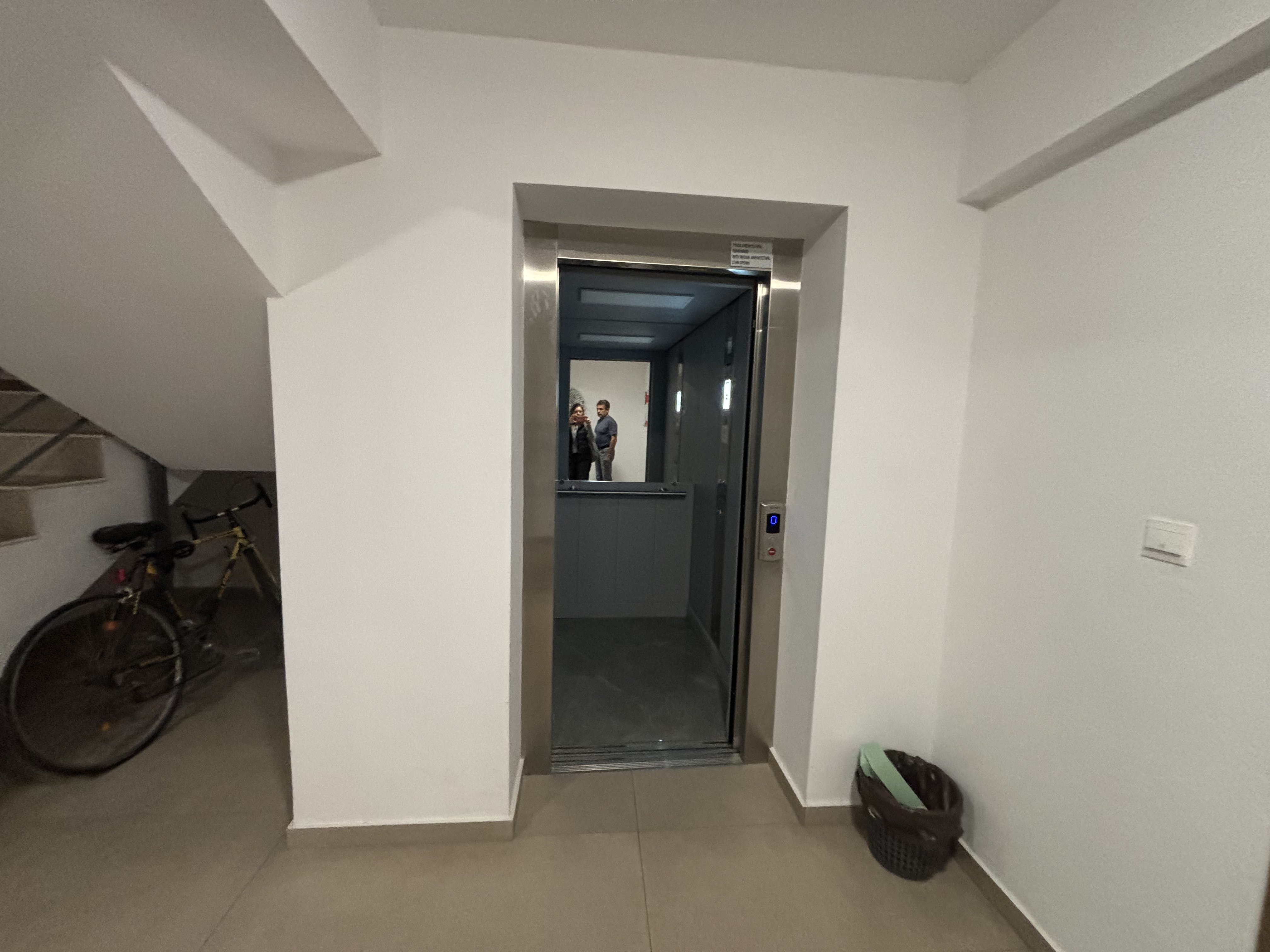 2 BR Apartment in Kato Polemidia, Limassol photo 15