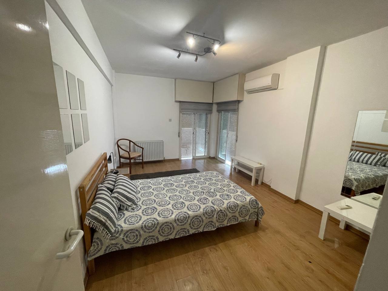 3 BR Apartment in Engomi, Nicosia photo 15